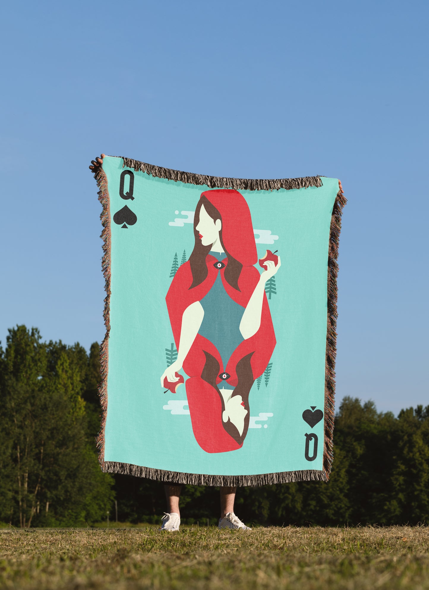 Queen of Spade Woven Throw Blanket