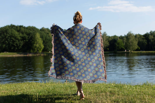Pattern - Circle Woven Throw Blanket
